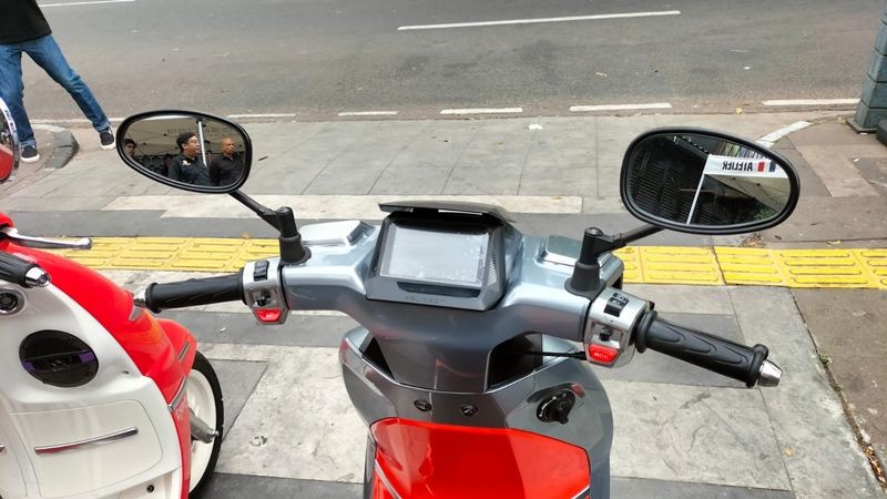 Quyết hạ gục Honda SH, &lsquo;huyền thoại xe ga&rsquo; 125cc của Ph&aacute;p ra mắt: Thiết kế sang hơn SH Mode, c&oacute; ABS 2 k&ecirc;nh, gi&aacute; mềm ảnh 5