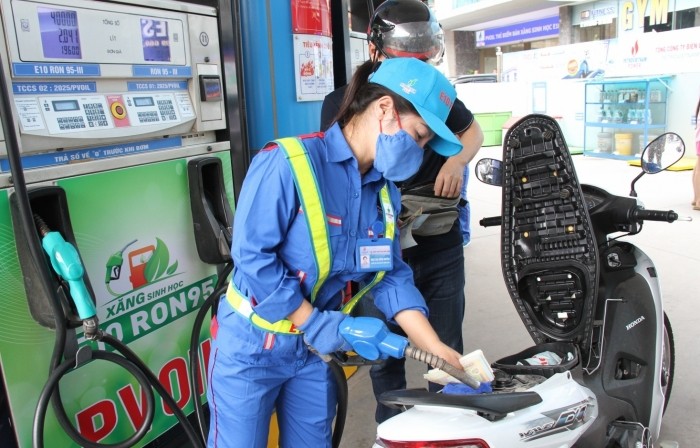 Tin xe hot 30/10: &lsquo;Vua xe ga&rsquo; mới ra mắt với gi&aacute; hấp dẫn, phong c&aacute;ch kh&aacute;c xa Honda SH, c&oacute; ABS 2 k&ecirc;nh xịn hơn SH Mode ảnh 2
