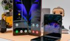 Giá Samsung Galaxy Z Fold 3 tháng 7/2022: Giảm ‘kỷ lục’ tới 13 triệu, ‘hủy diệt’ iPhone 13 Pro Max