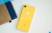 
                                 Đây là iPhone camera đơn, màn lớn 6.1 inch rẻ nhất Việt Nam, không hề quá lép vế trước iPhone 17e 
                            