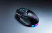 
                                 Razer Basilisk V4 ra mắt với tính năng xoay 180 độ chỉ bằng một nút bấm 
                            