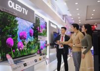 TV OLED giảm giá sâu đến 50%, mua ngay để có mùa bóng đá tưng bừng!