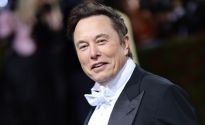 Tỷ phú Elon Musk 'vượt mặt' Bernard Arnault giành lại vị trí người giàu nhất thế giới