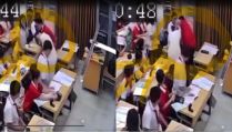 Hé lộ lý do nam sinh lớp 7 túm tóc xô ngã cô giáo ngay trong lớp học, cách xử lý của trường gây tranh cãi