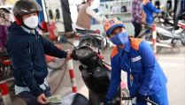 Cập nhật giá xăng dầu tối 11/10: Đảo chiều, con số bất ngờ cho xăng E10, dự báo giá xăng tuần tới