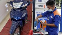 Giá xăng dầu tối nay 18/10: E5 RON92 và E10 RON95 thấp hơn đỉnh 3.000 đồng, Diesel đã 'lao dốc', Honda Wave Alpha cực rẻ