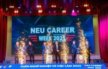 Nhộn nhịp Ngày hội Nghề nghiệp và Việc làm 2023 Trường Đại học Kinh tế Quốc dân 