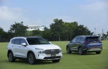 Hyundai Santa Fe với giá lăn bánh cực hời trong tháng 3/2023 khiến Toyota Fortuner phải ‘ngẩn ngơ’