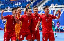Trụ cột ĐT Việt Nam nhận án phạt nặng từ VFF, mất điểm với HLV người Argentina