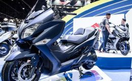 Suzuki Burgman 400 mới ra mắt với giá 164 triệu đồng, có cải tiến lớn về công nghệ