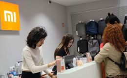 Người dùng có thể mua smartphone Xiaomi bằng ‘tiền ảo’