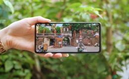 Đón 'bình thường mới' ở Hà Nội cùng Galaxy A52s 5G