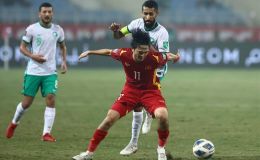 Chủ tịch LĐBĐ Saudi Arabia chỉ trích trọng tài, yêu cầu hình phạt nặng hơn với tiền vệ ĐT Việt Nam