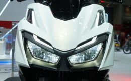 'Mối đe dọa' Honda SH 150i 2021 ra mắt với giá từ 43 triệu: Ngoại hình nổi bần bật, công nghệ bá đạo