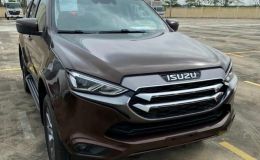 Đối thủ đồng hương của Toyota Fortuner công bố giá bán siêu rẻ, trang bị không kém Hyundai Santa Fe