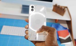 Đánh giá về khả năng chống nước của Nothing Phone (1): Thiết kế đẹp đôi khi lại là điểm yếu