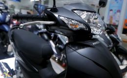 Cận cảnh diện mạo thực tế của Honda Wave Alpha 2023 bản màu đen nhám