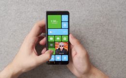 Hô biến Galaxy Z Fold4 chạy Windows Phone ‘gợi nhớ nhiều kỷ niệm’