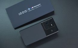 iQOO 11 rò rỉ, đối thủ Galaxy S23 Ultra có chip Snapdragon 8 Gen 2 sạc 120W