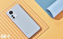 Giá Xiaomi 12 Pro tháng 11, vua hiệu năng giá rẻ so kè sát ván cùng Galaxy S22