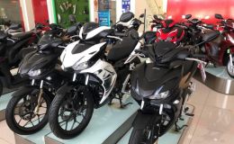 Tin xe trưa 3/1: Giá Honda Winner X rẻ ngỡ ngàng, quyết lôi kéo khách Việt từ bỏ Yamaha Exciter