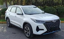 Hyundai SantaFe 2022 'e ngại' đối thủ mới: Trang bị ngập tràn, siêu tiết kiệm xăng