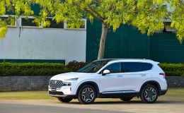 Giá lăn bánh siêu hấp dẫn của Hyundai Santa Fe trong tháng 2/2023 làm Toyota Fortuner phải 'tái mặt'