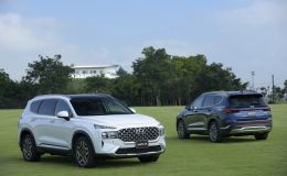 Hyundai Santa Fe với giá lăn bánh cực hời trong tháng 3/2023 khiến Toyota Fortuner phải ‘ngẩn ngơ’