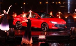 Toyota Camry và Kia K5 ‘điêu đứng’ trước đối thủ mới có giá rẻ điên rồ, chỉ từ 409 triệu đồng