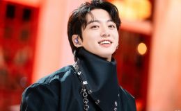 Netizens ngỡ ngàng khi Jungkook (BTS) khoe quần lót của mình ngay trên livestream