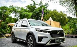 Tin xe trưa 24/5: Mitsubishi Xpander ‘lo sốt vó’ vì đối thủ giá rẻ hơn Toyota Veloz Cross sắp ra mắt