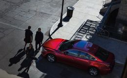Giá lăn bánh Mazda6 cuối tháng 8/2023: Rẻ hơn nhiều so với Toyota Camry và Kia K5