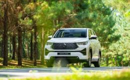 Rò rỉ ảnh Toyota Innova Cross tại Việt Nam trước ngày ra mắt: Thiết kế ‘lột xác’, trang bị ngập tràn