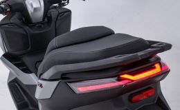 Quên Honda SH đi, ra mắt ‘vua xe ga’ mới có thiết kế tuyệt đẹp, có màn TFT 7 inch, phanh ABS, giá rẻ