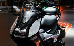 ‘Vua xe ga’ 150cc ra mắt với giá 39 triệu đồng, thiết kế đẹp hơn cả Honda SH và Air Blade, có ABS