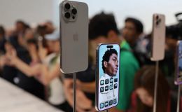 Giá iPhone 16 Pro Max đắt hơn cả chiếc xe máy: Liệu có đáng không?