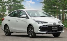 Xe gầm thấp 'chạm đáy' trong tháng 11: Giảm hơn 200 triệu đồng từ Toyota Vios đến Mercedes C200 