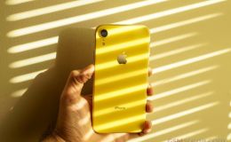 iPhone XR huyền thoại cực mới, bán giá rẻ như cho tháng 11, dùng vẫn ngon lành như iPhone 16