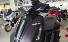 ‘Xe ga quốc dân’ 125cc mới của Yamaha về đại lý: Đẹp hơn Honda SH Mode, có ABS, phuộc Ohlins, giá rẻ