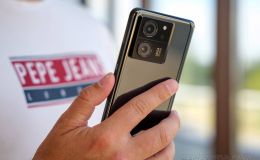 Đây là chiếc flagship mạnh như hổ của Xiaomi, giá rẻ 10 triệu, hạ gục vua tầm trung Galaxy A56
