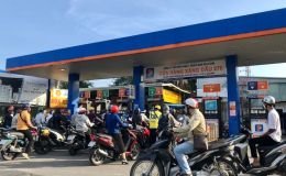 Giá xăng dầu hôm nay 1/5: Giảm chạm đáy trong kỳ nghỉ lễ, xuống mức thấp nhất trong vòng 4 năm 