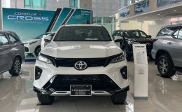 Giá lăn bánh Toyota Fortuner đầu tháng 5/2025 đang siêu rẻ, đe nẹt Ford Everest và Hyundai Santa Fe