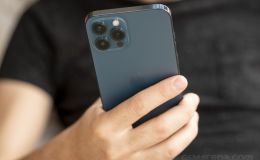 iPhone 12 Pro Max giá lao dốc không tưởng, rẻ hơn iPhone 12 mới, hút khách chẳng kém iPhone 16 Pro Max