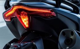 Yamaha chính thức ra mắt ‘vua xe ga’ mới thiết kế chất hơn Honda SH, trang bị đỉnh cao, giá hấp dẫn