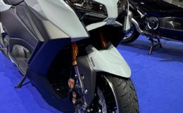 Yamaha chính thức ra mắt ‘vua xe ga’ mới át vía Honda Air Blade và SH, có màn TFT 7 inch, giá dễ mua