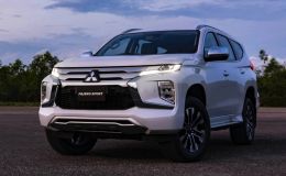 Giá lăn bánh Mitsubishi Pajero Sport siêu rẻ cuối tháng 5/2025, ‘chơi tất tay’ với Ford Everest