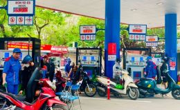 Giá xăng dầu hôm nay 1/6: Giảm 'ác' trong ngày đầu tháng, nguồn cung dư thừa trầm trọng