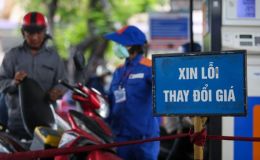 Giá xăng dầu hôm nay 4/6: Trong nước giảm 'ác liệt' từ chiều mai, thấp nhất chỉ 16.000 đồng/lít? 