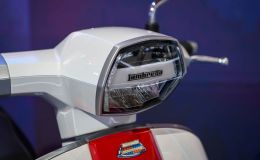 ‘Huyền thoại xe ga’ mới của Ý chính thức ra mắt: Thiết kế vượt thời gian, khắc chế Honda SH, giá mềm