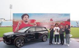 Omoda & Jaecoo Việt Nam bàn giao Jaecoo J7 PHEV (SHS) cho cầu thủ Nguyễn Xuân Son
